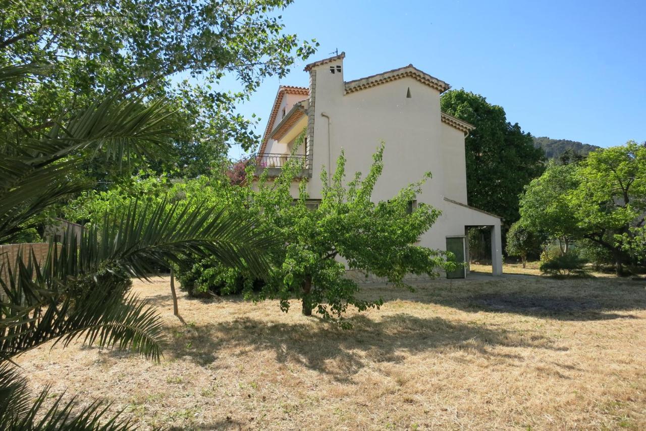 Maison Lumineuse Et Spacieuse Avec Jardin Arbore La Valette-du-Var Exteriér fotografie